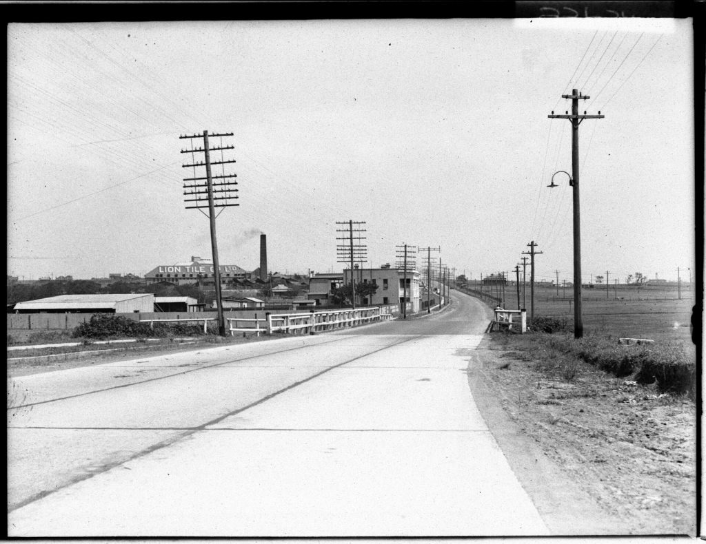 FL3710569.-NSW-State-Archives.-Cooks-River-Bridge-Enfield-1939-1024x790.jpg