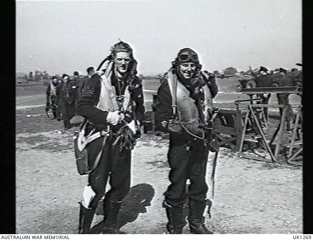 3931153-AWM.-Sussex-UK.-2-May-1944-at-Spitfire-Fighter-Bomber-No.453-Squadron-RAAF.-413093-Flight-Sgt-J.O.-Olsson-of-South-Strathfield-on-left.jpg
